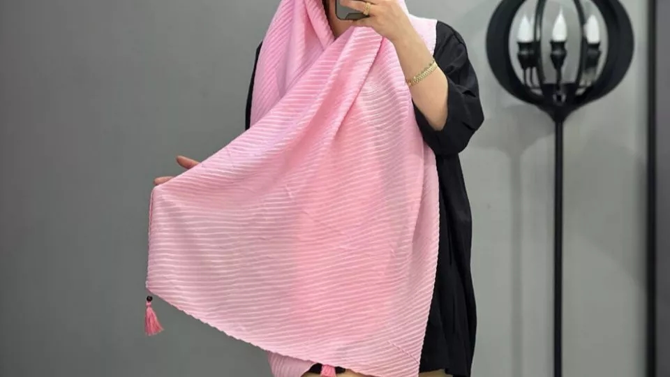 Everything you need to know about shawls.